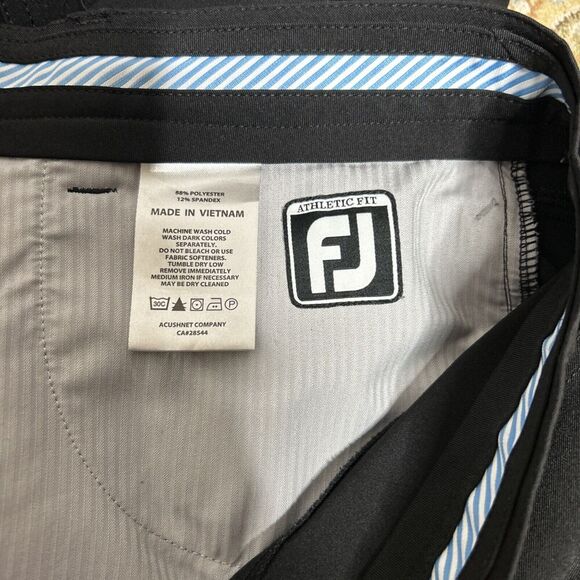 Footjoy Golf Pants 5-Pocket Style Black Color Straight Leg Size 35 x 32 - Picture 8 of 9